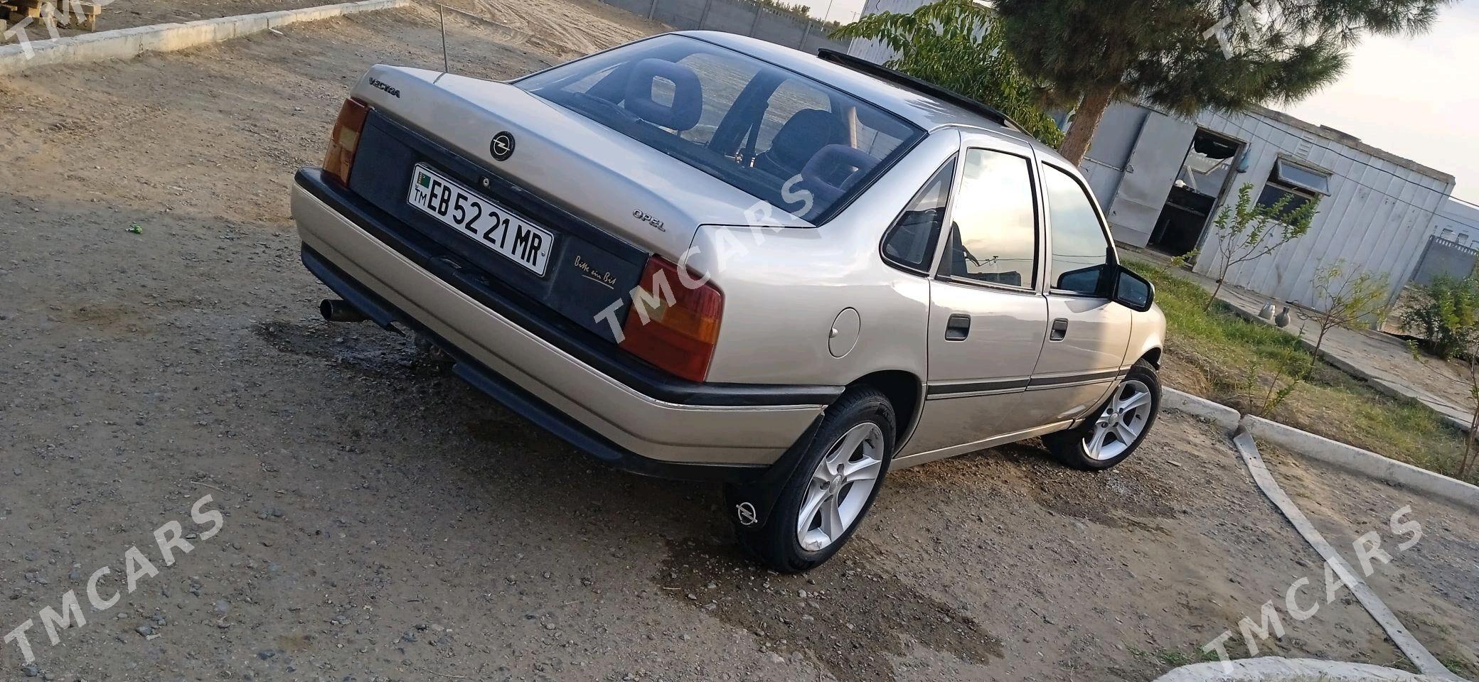 Opel Vectra 1991 - 35 000 TMT - Mary - img 3