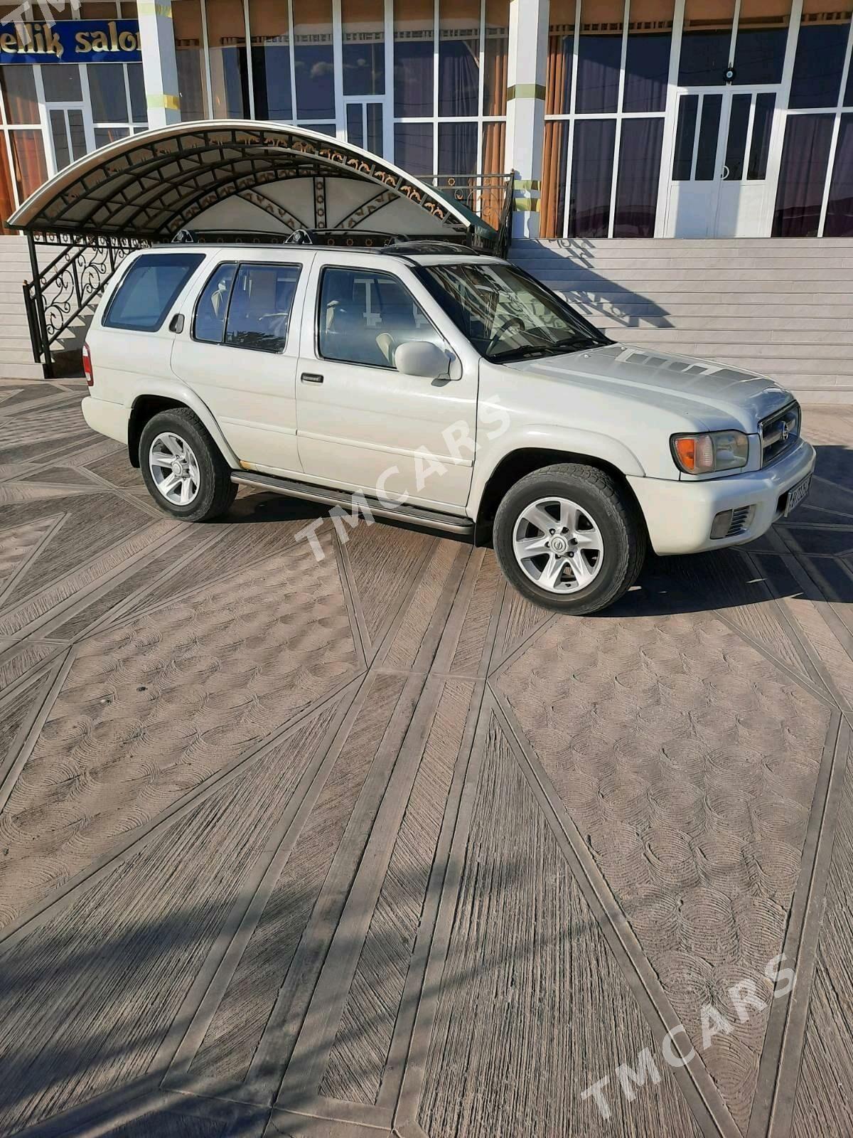 Nissan Pathfinder 2002 - 100 000 TMT - Достлук - img 3