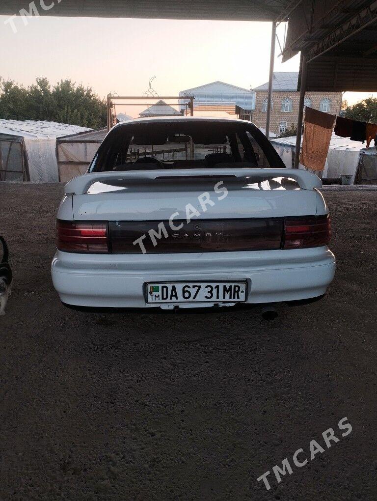 Toyota Camry 1993 - 36 000 TMT - Мары - img 3