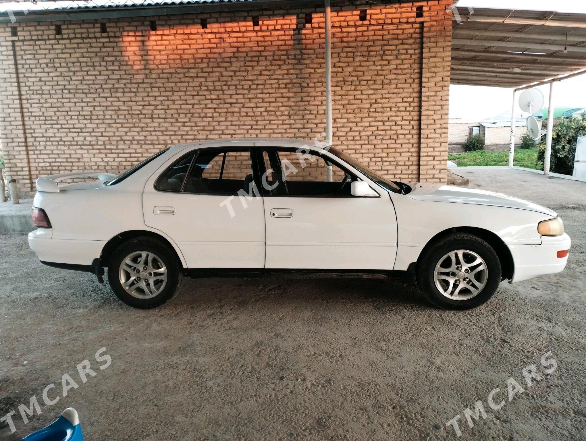 Toyota Camry 1993 - 36 000 TMT - Мары - img 7