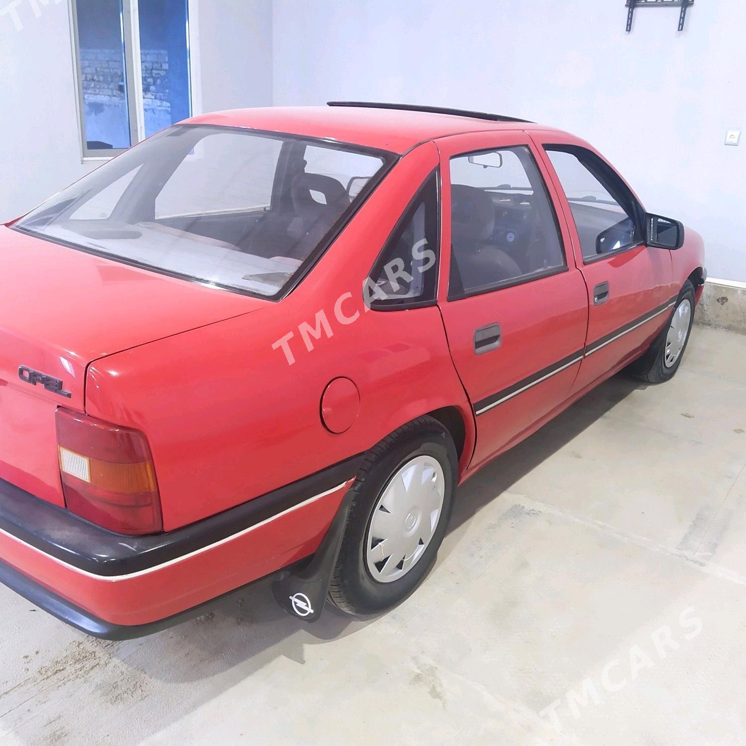 Opel Vectra 1992 - 37 000 TMT - Дянев - img 5