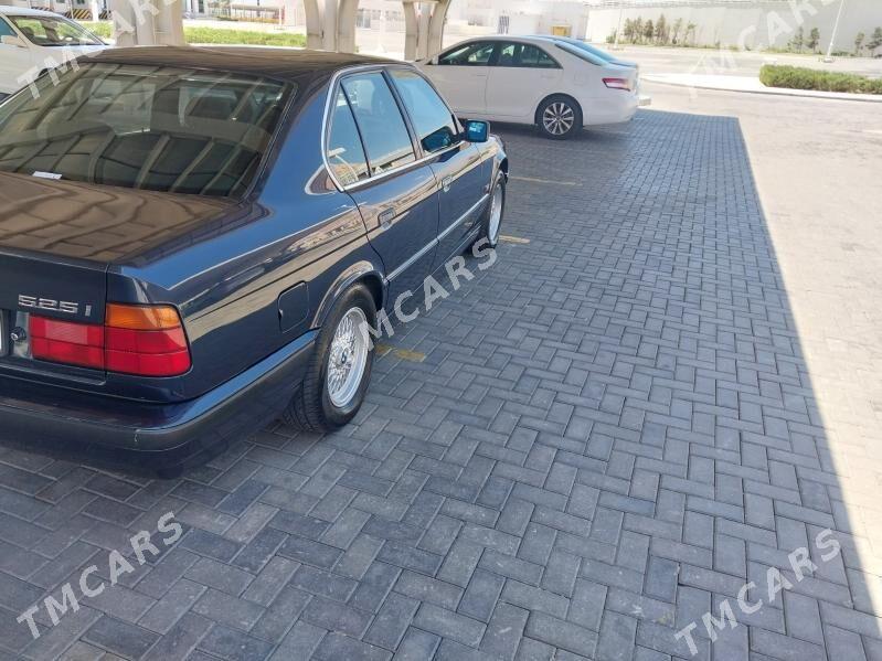 BMW 525 1993 - 78 000 TMT - Türkmenbaşy - img 2