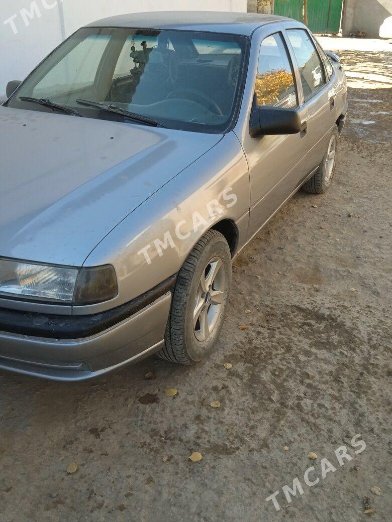 Opel Vectra 1990 - 32 000 TMT - Шабатский этрап - img 3