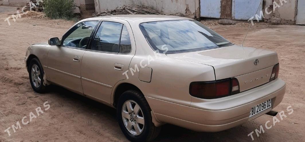 Toyota Camry 1996 - 70 000 TMT - Гурбансолтан Едже - img 3