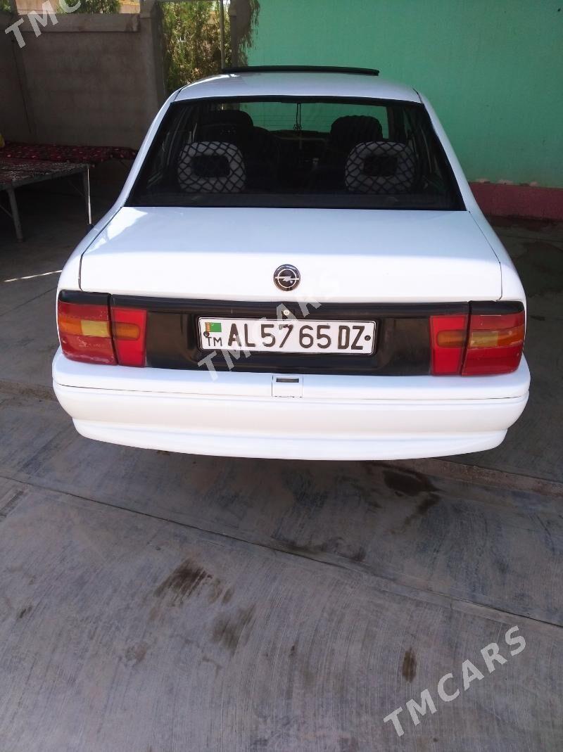 Opel Vectra 1994 - 32 000 TMT - Шабатский этрап - img 3