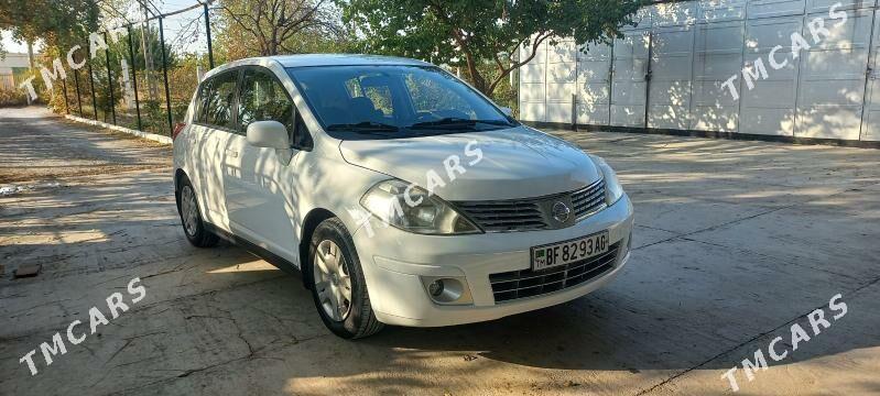 Nissan Versa 2010 - 115 000 TMT - Bedew - img 3