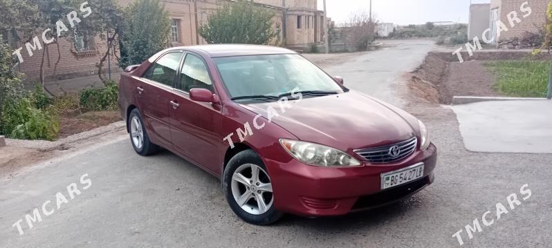 Toyota Camry 2005 - 127 000 TMT - Дянев - img 4