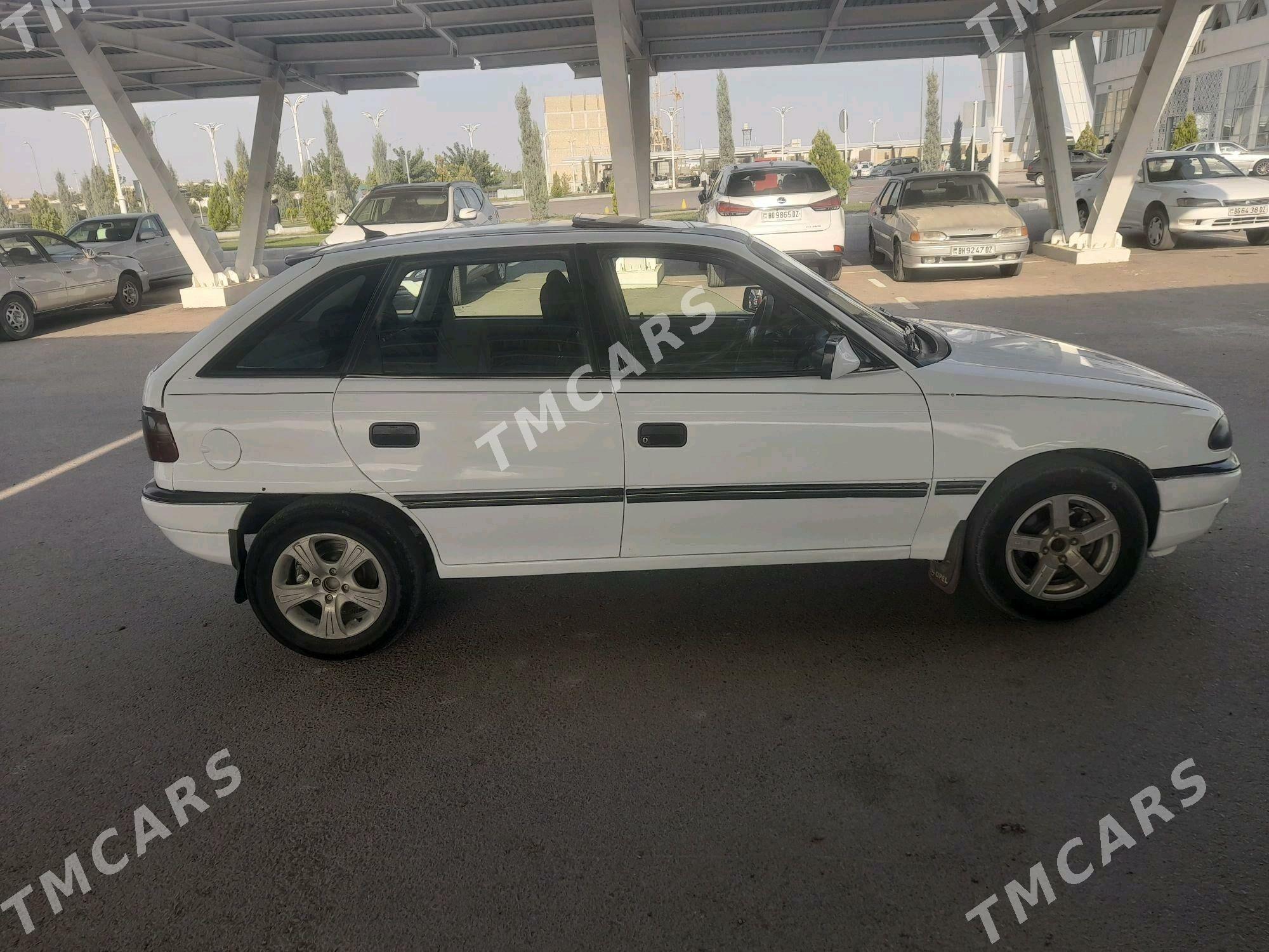 Opel Astra 1994 - 32 000 TMT - Daşoguz - img 4