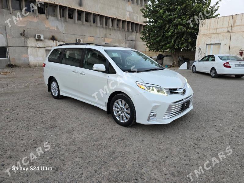 Toyota Sienna 2019 - 530 000 TMT - Мары - img 2