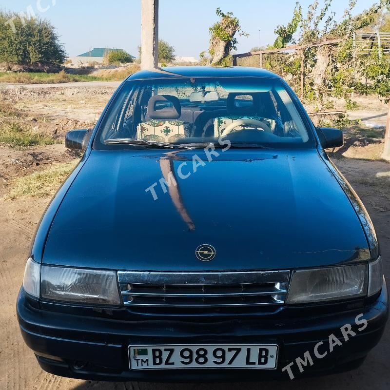 Opel Vectra 1991 - 40 000 TMT - Sakar - img 4