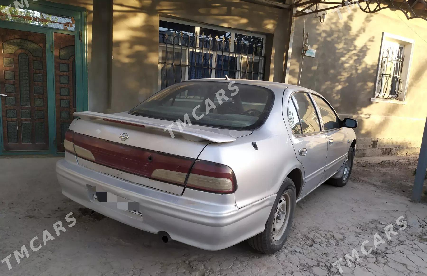 Nissan Maxima 1996 - 35 000 TMT - етр. Туркменбаши - img 3