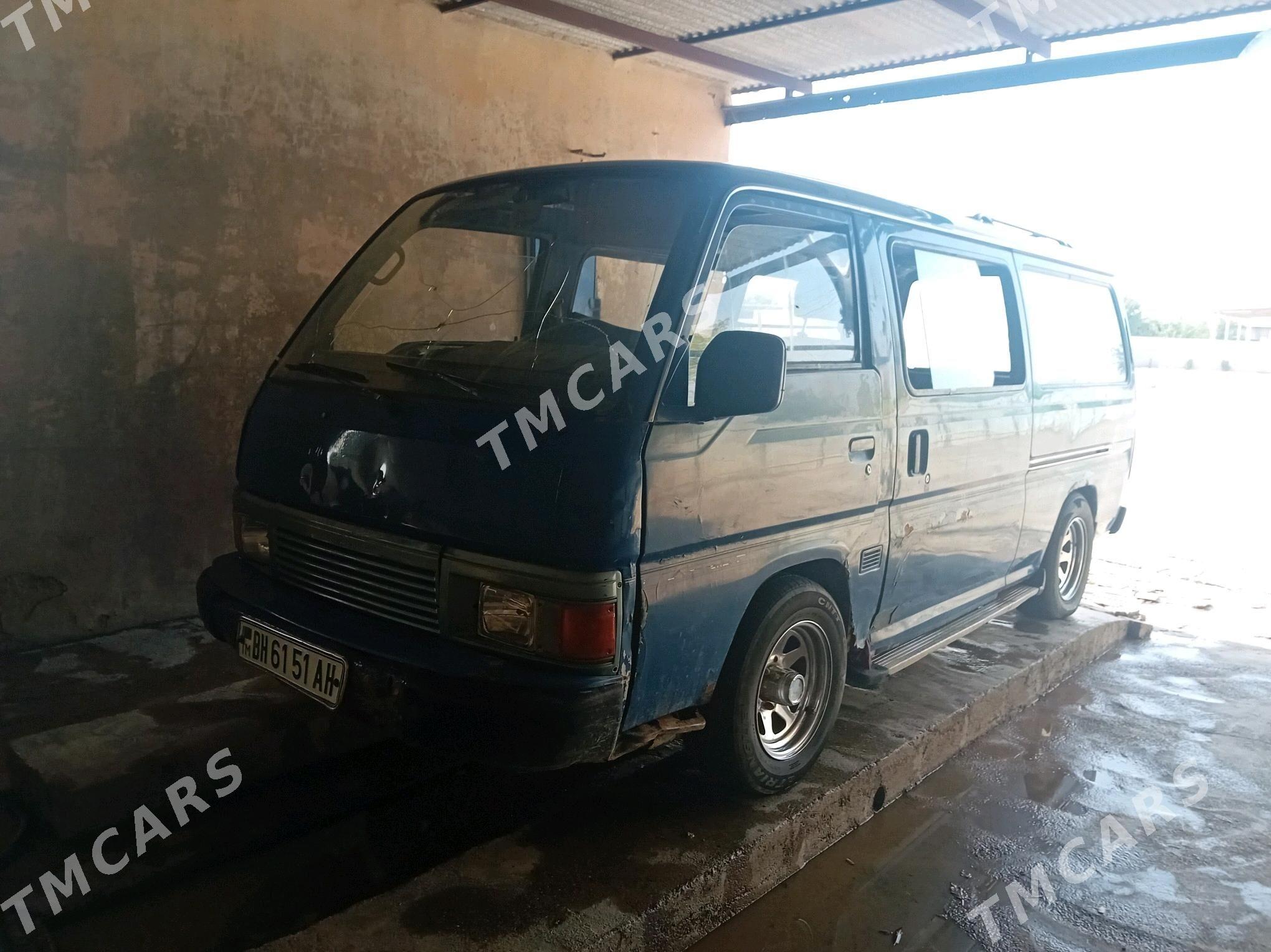 Toyota Hiace 1988 - 13 000 TMT - Babadaýhan - img 3