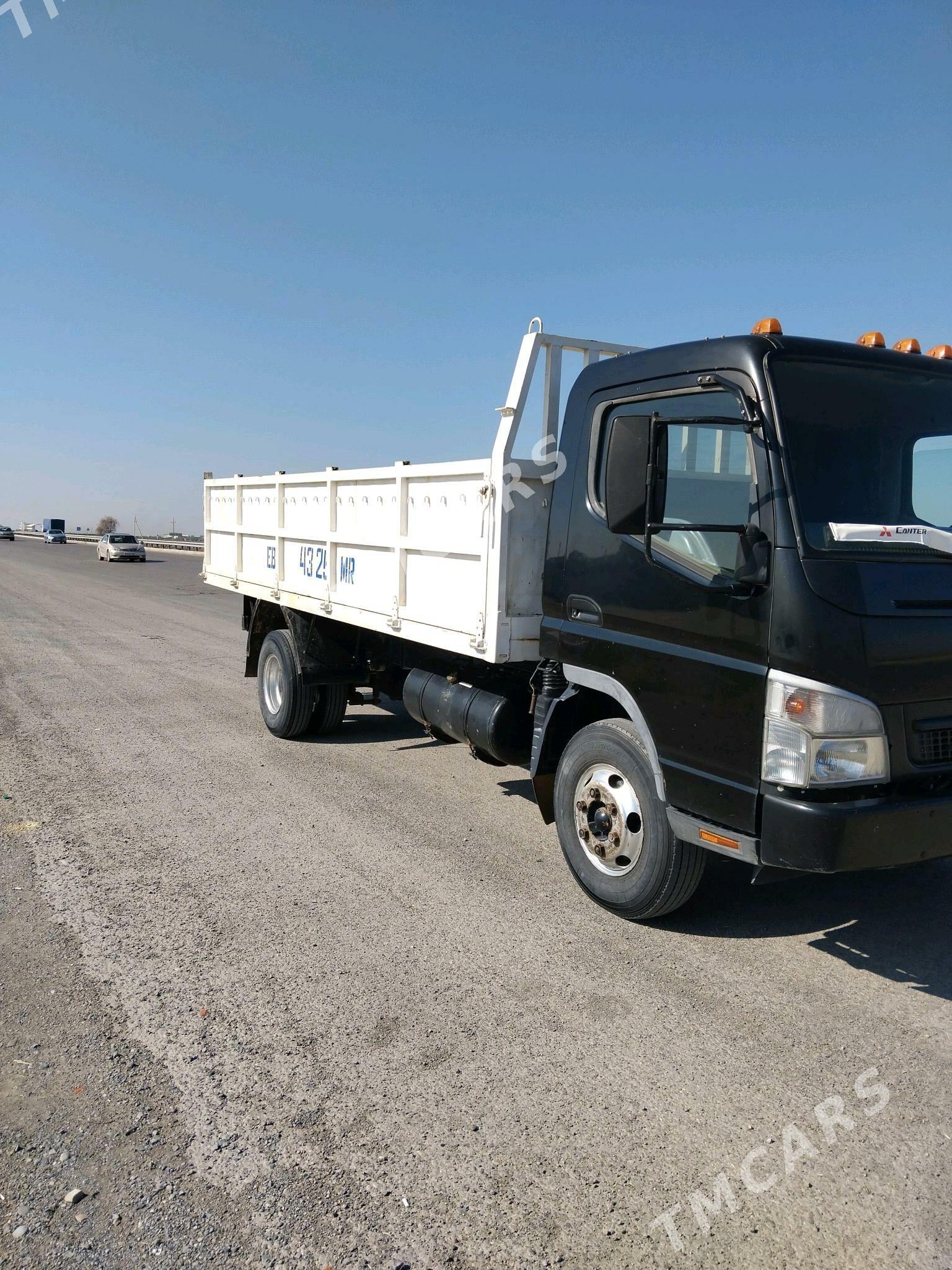 Mitsubishi Fuso 2009 - 330 000 TMT - Мары - img 6