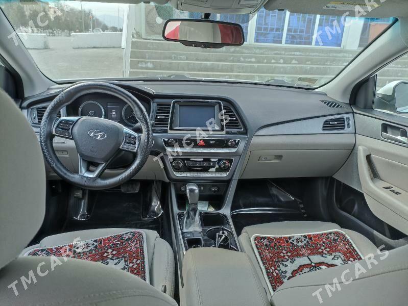 Hyundai Sonata 2018 - 220 000 TMT - Бузмеин - img 5