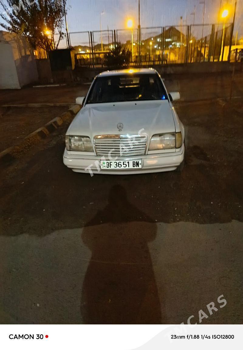 Mercedes-Benz 300-Class 1989 - 30 000 TMT - Türkmenbaşy - img 2