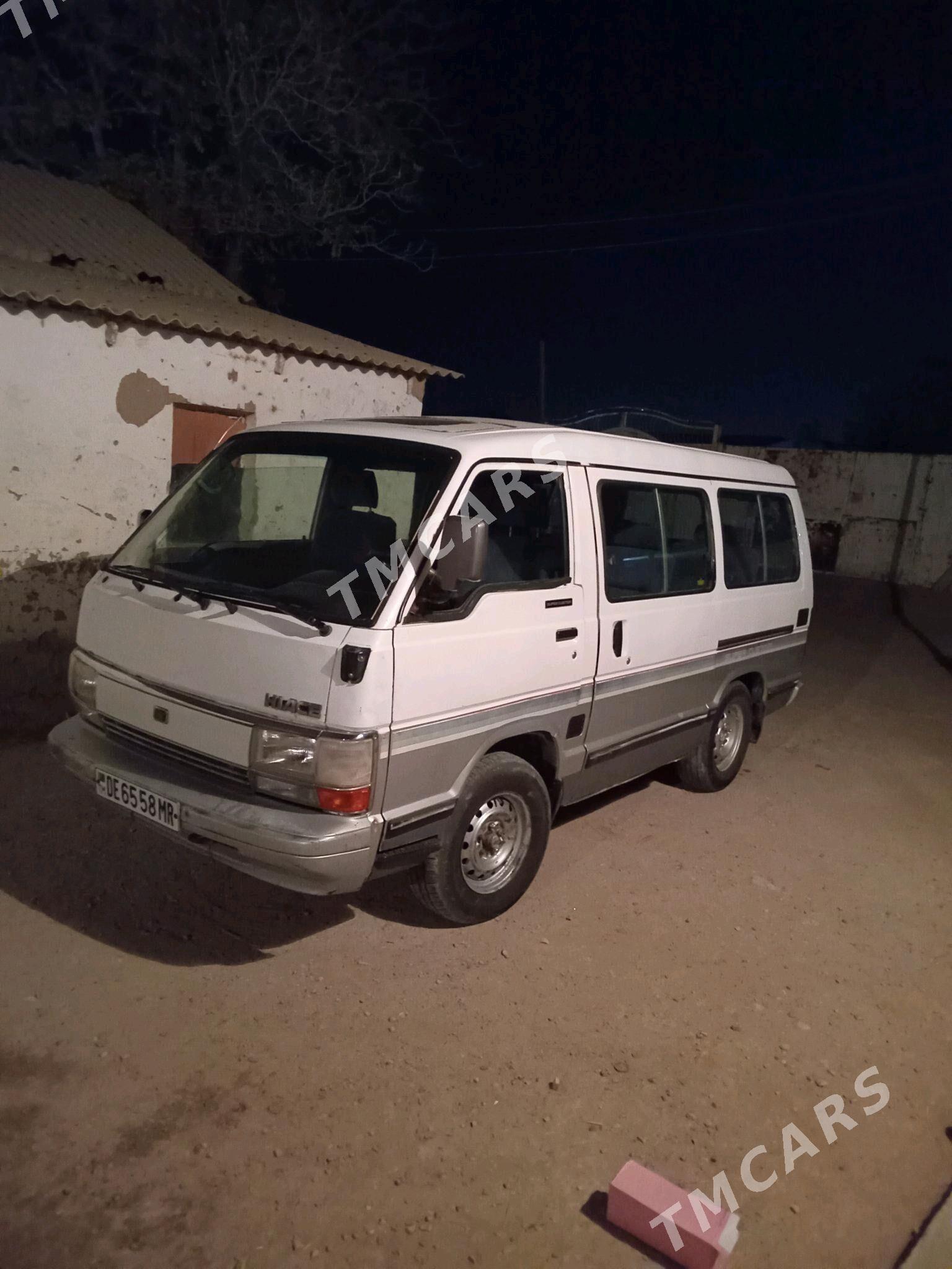 Toyota Hiace 1989 - 45 000 TMT - Мары - img 8