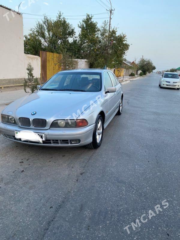 BMW E39 1996 - 70 000 TMT - Balkanabat - img 5