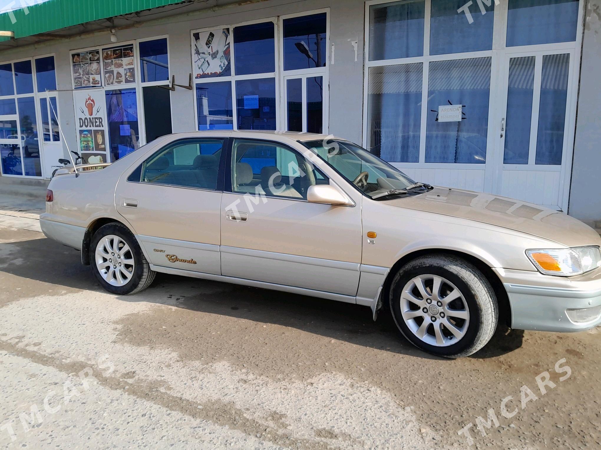 Toyota Camry 1998 - 105 000 TMT - Halaç - img 2