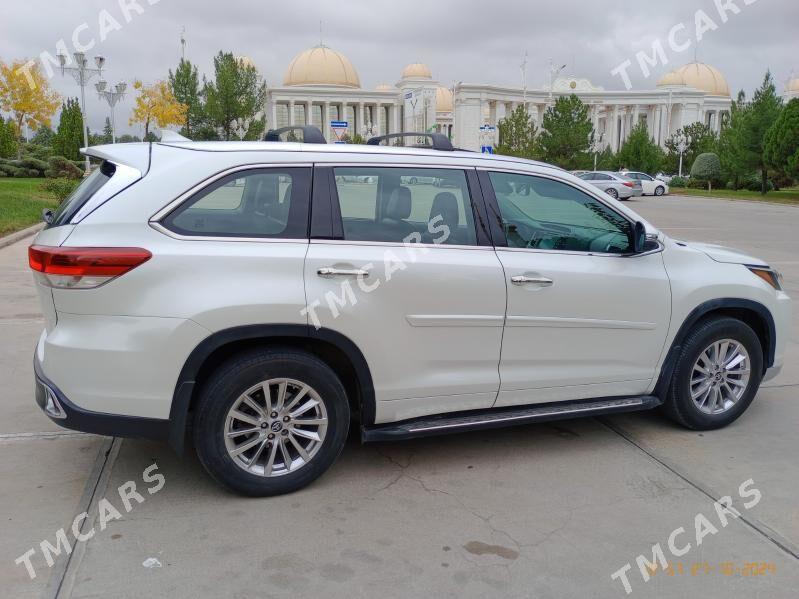 Toyota Highlander 2017 - 380 000 TMT - Ашхабад - img 2