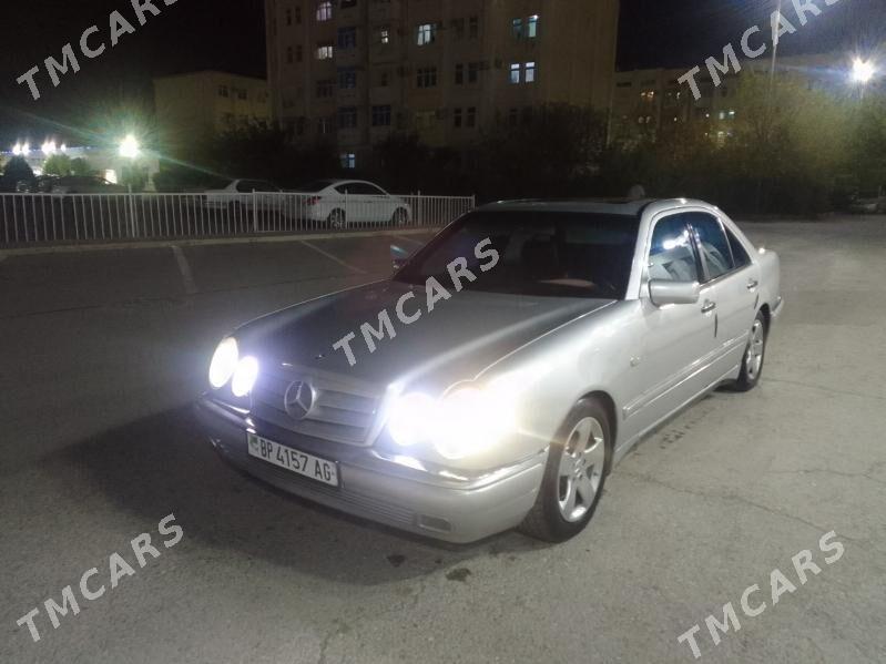 Mercedes-Benz E320 1996 - 70 000 TMT - Parahat 6 - img 2