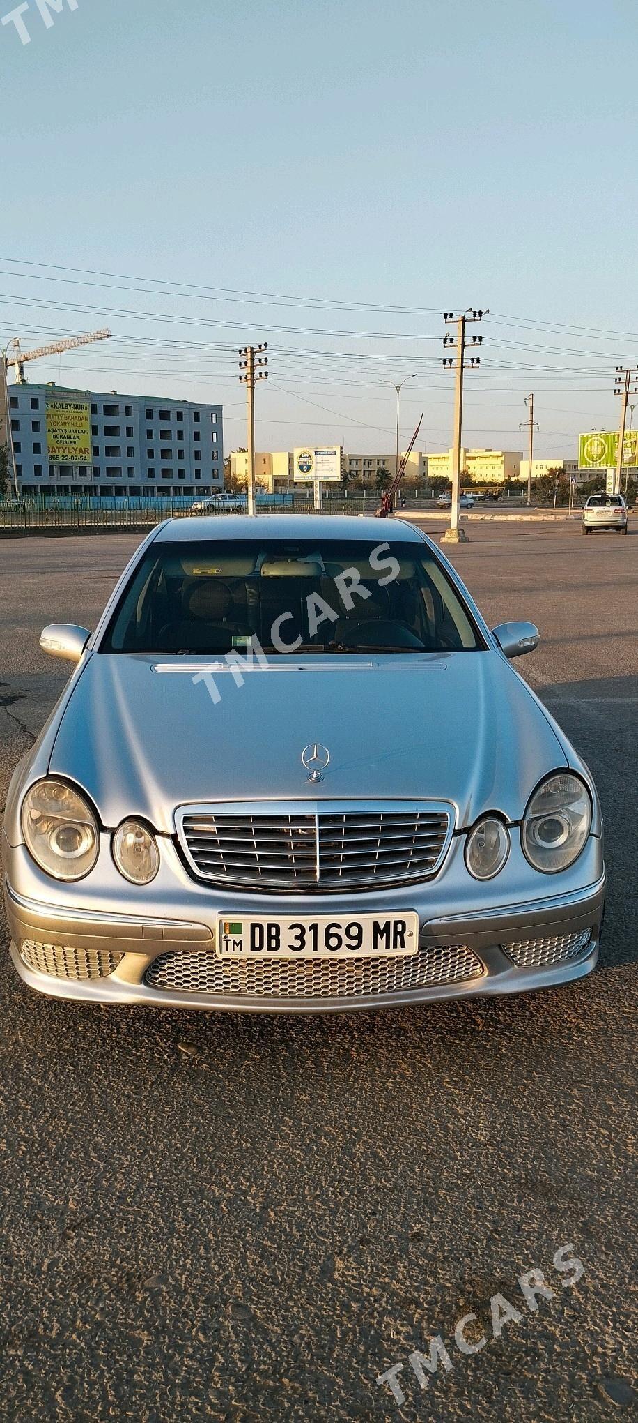 Mercedes-Benz E320 2003 - 120 000 TMT - Байрамали - img 3