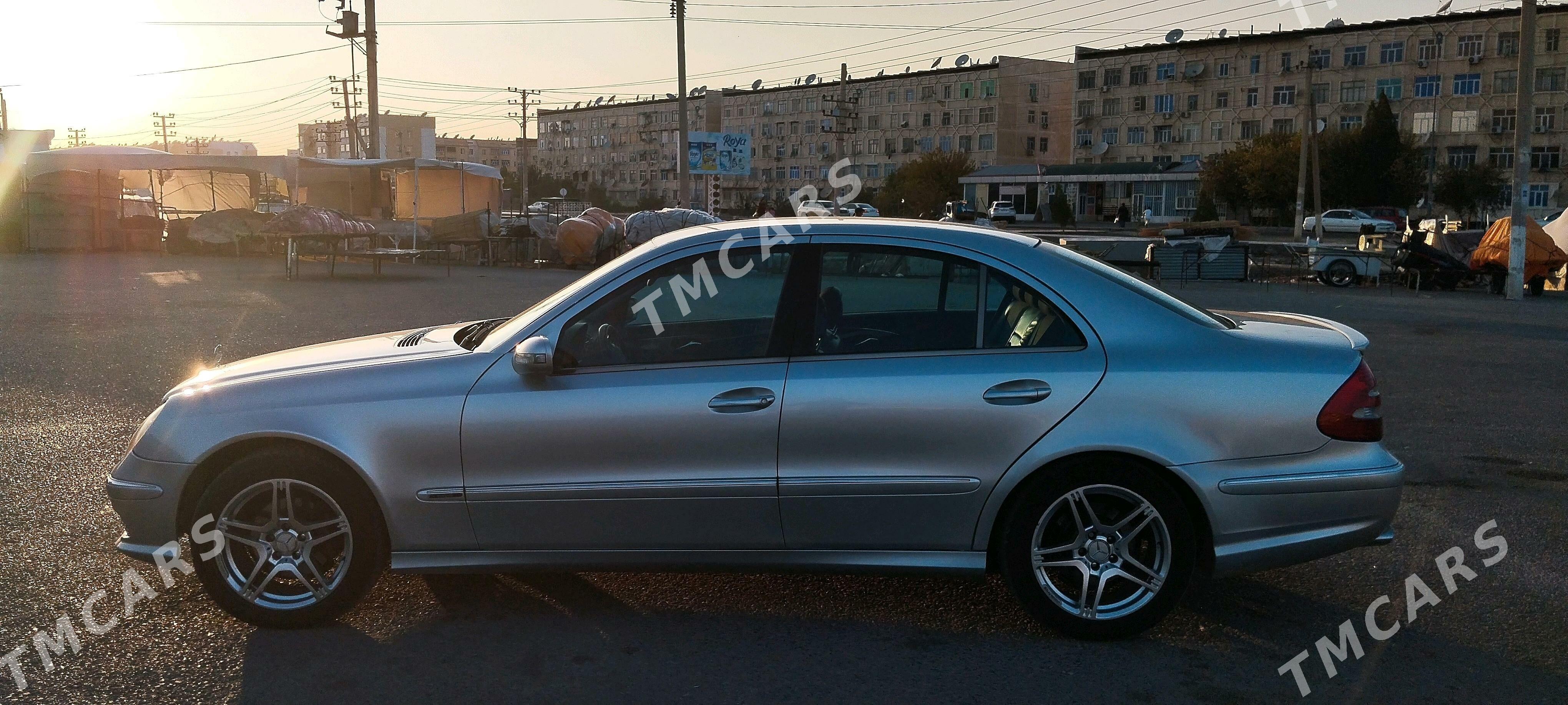 Mercedes-Benz E320 2003 - 120 000 TMT - Байрамали - img 4