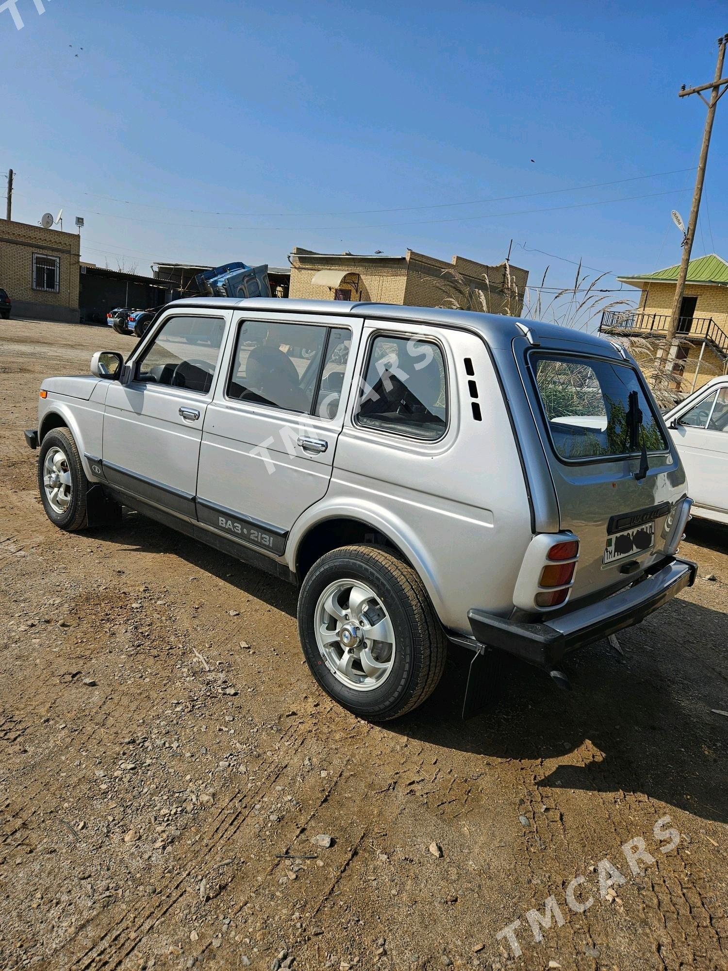 Lada Niva 2013 - 130 000 TMT - Керки - img 3