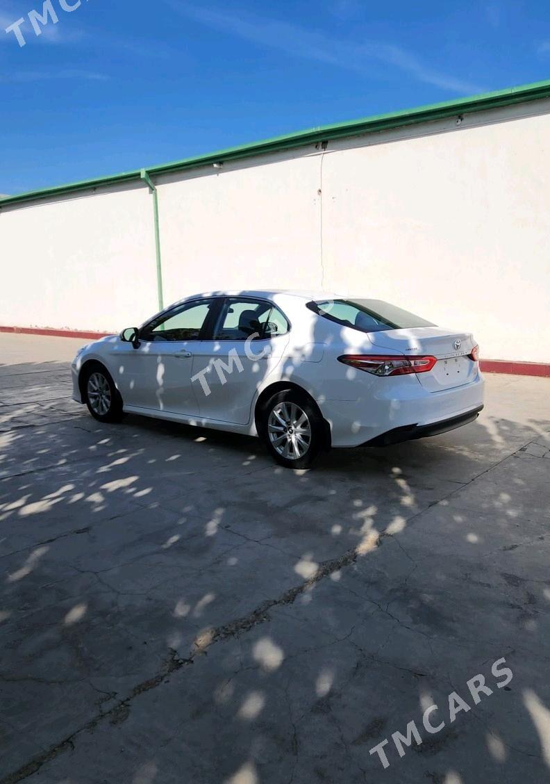 Toyota Camry 2019 - 295 500 TMT - Мары - img 3