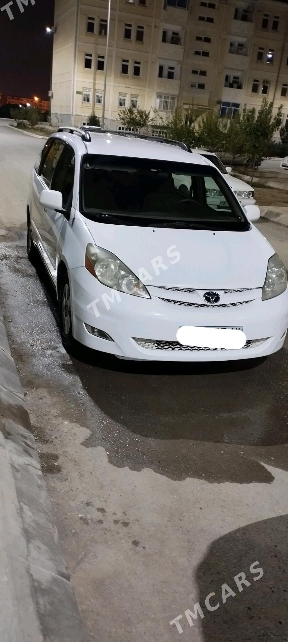 Toyota Sienna 2008 - 200 000 TMT - Бузмеин ГРЭС - img 3