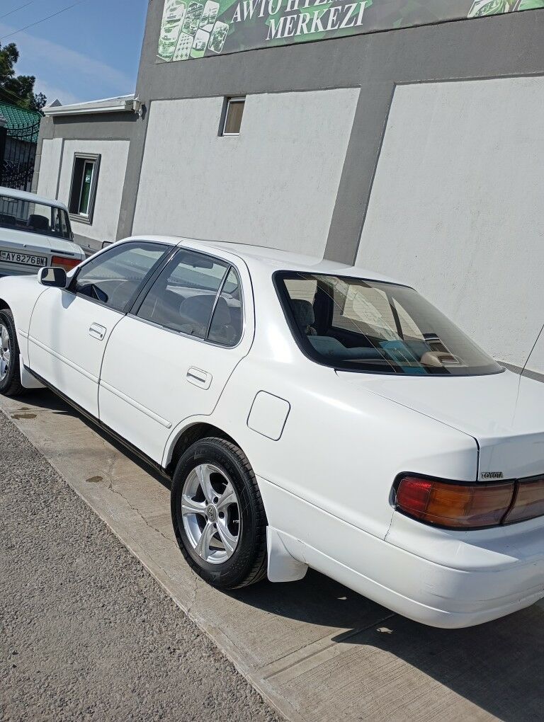 Toyota Camry 1993 - 72 000 TMT - Gyzylarbat - img 3