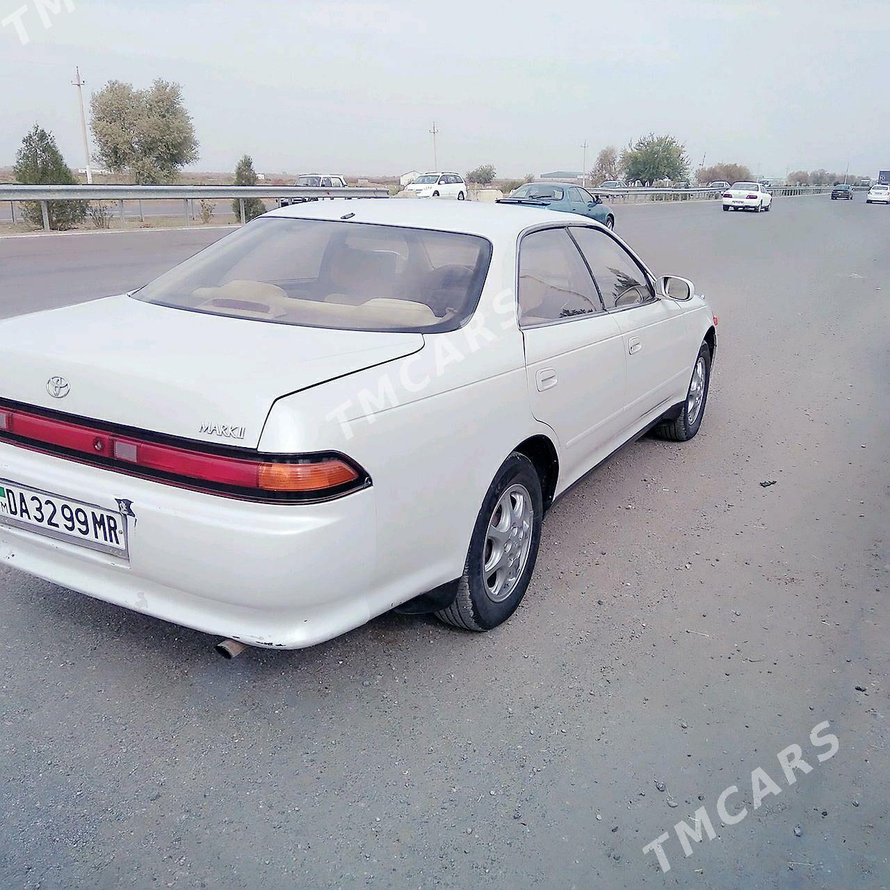 Toyota Mark II 1993 - 42 000 TMT - Мары - img 10