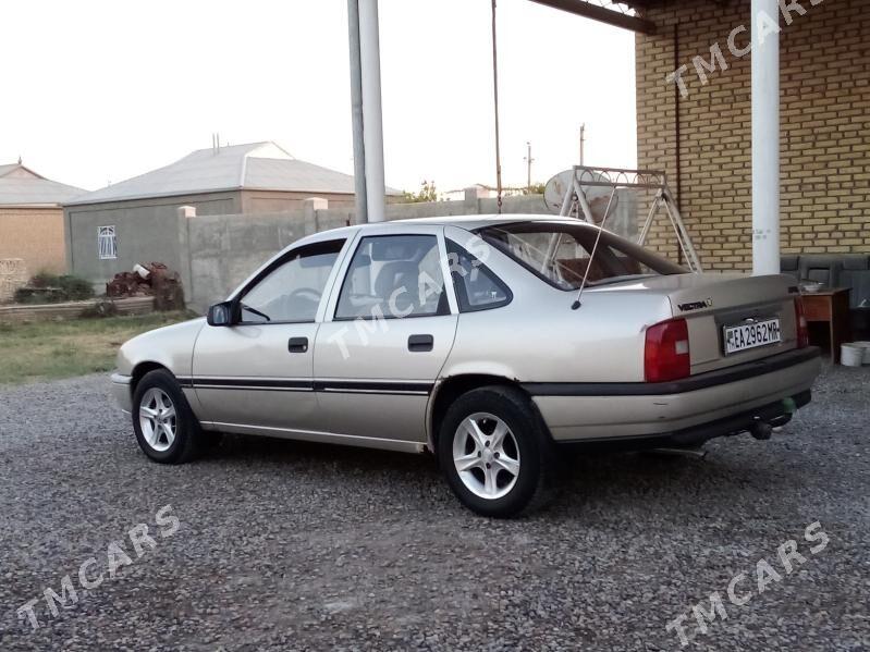 Opel Vectra 1990 - 42 000 TMT - Mary - img 3