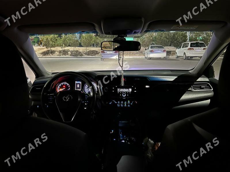 Toyota Camry 2019 - 245 000 TMT - Aşgabat - img 9