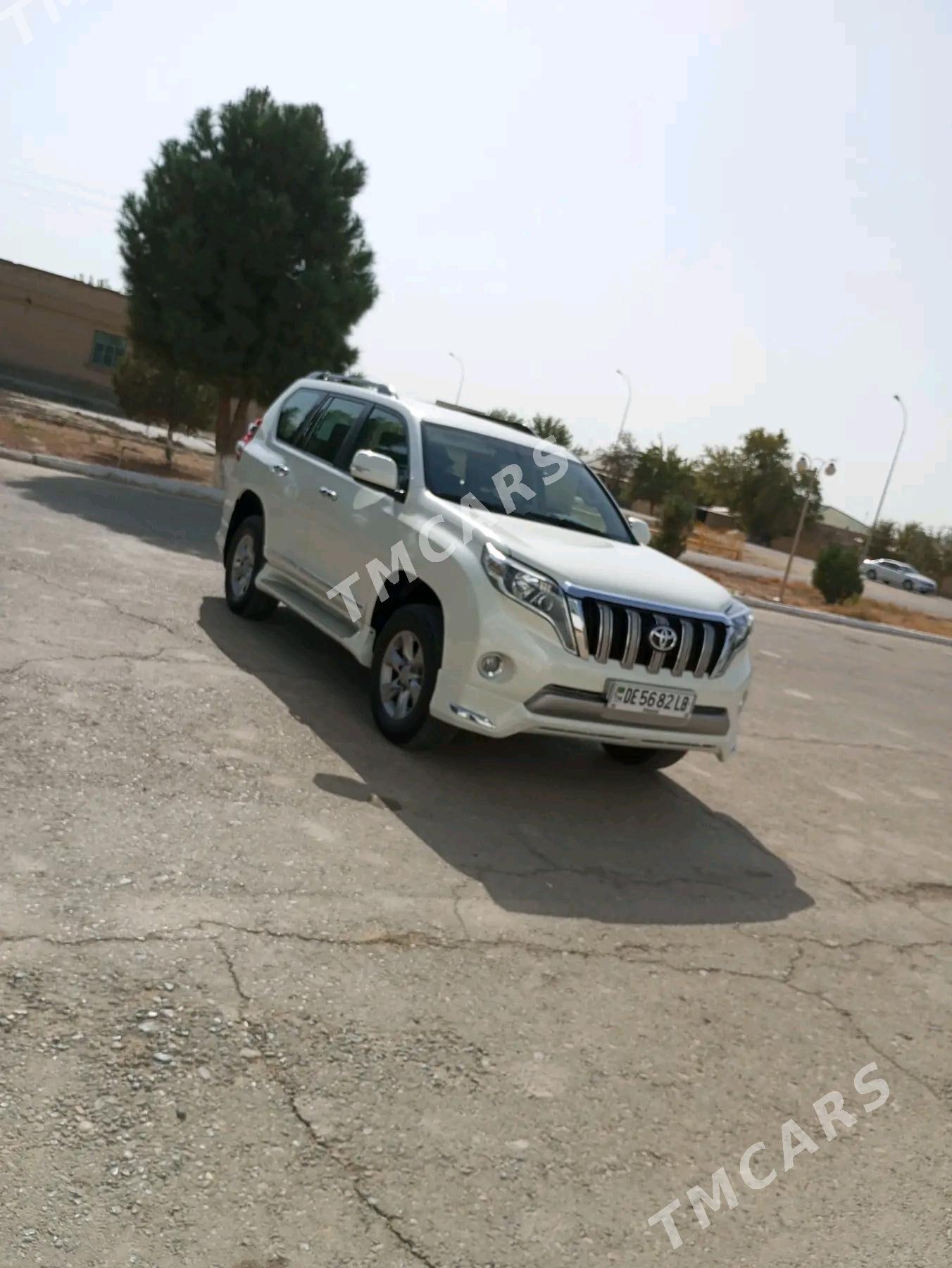 Toyota Land Cruiser Prado 2012 - 470 000 TMT - Фарап - img 9