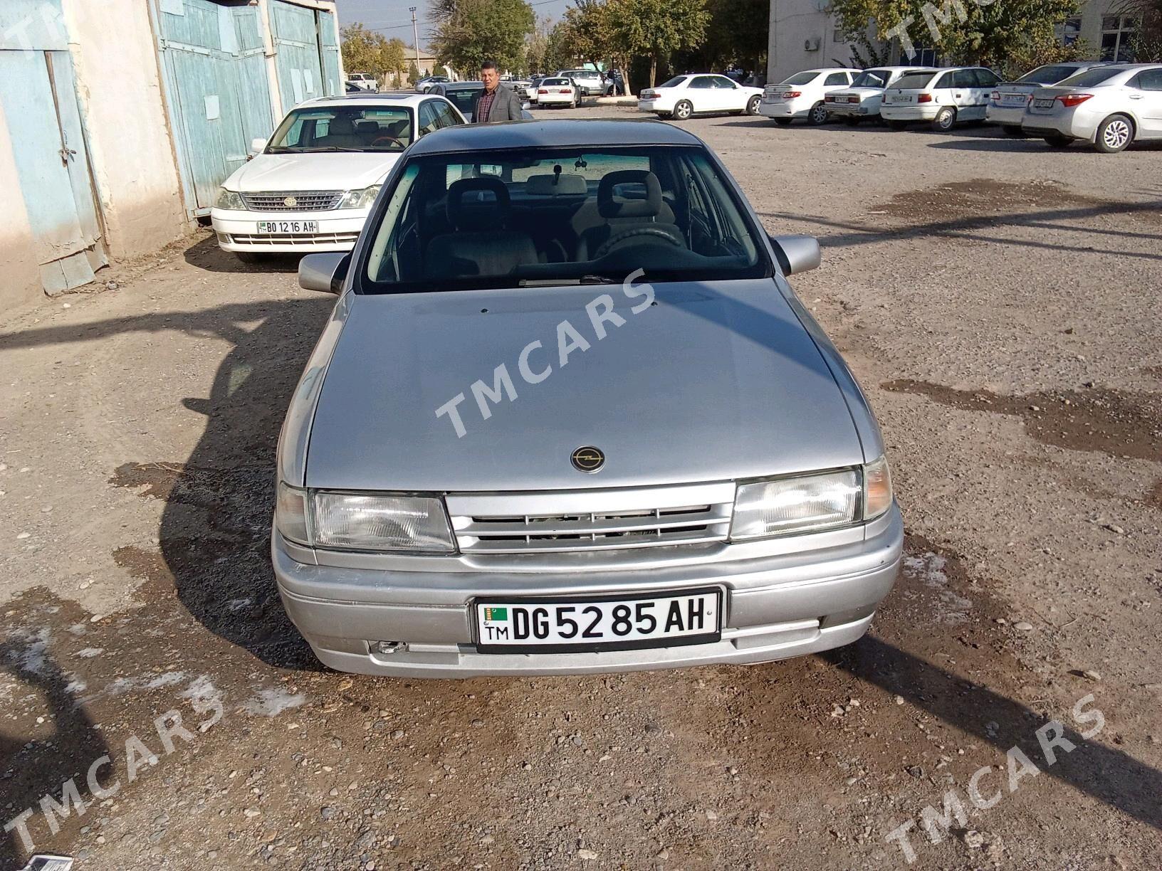 Opel Vectra 1992 - 41 000 TMT - Теджен - img 2