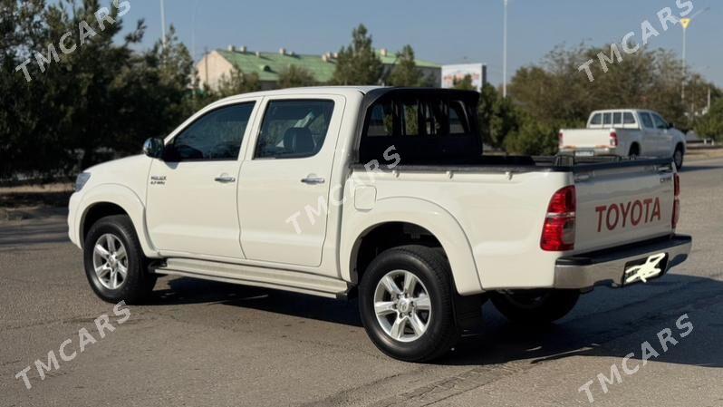 Toyota Hilux 2013 - 350 000 TMT - Балканабат - img 9