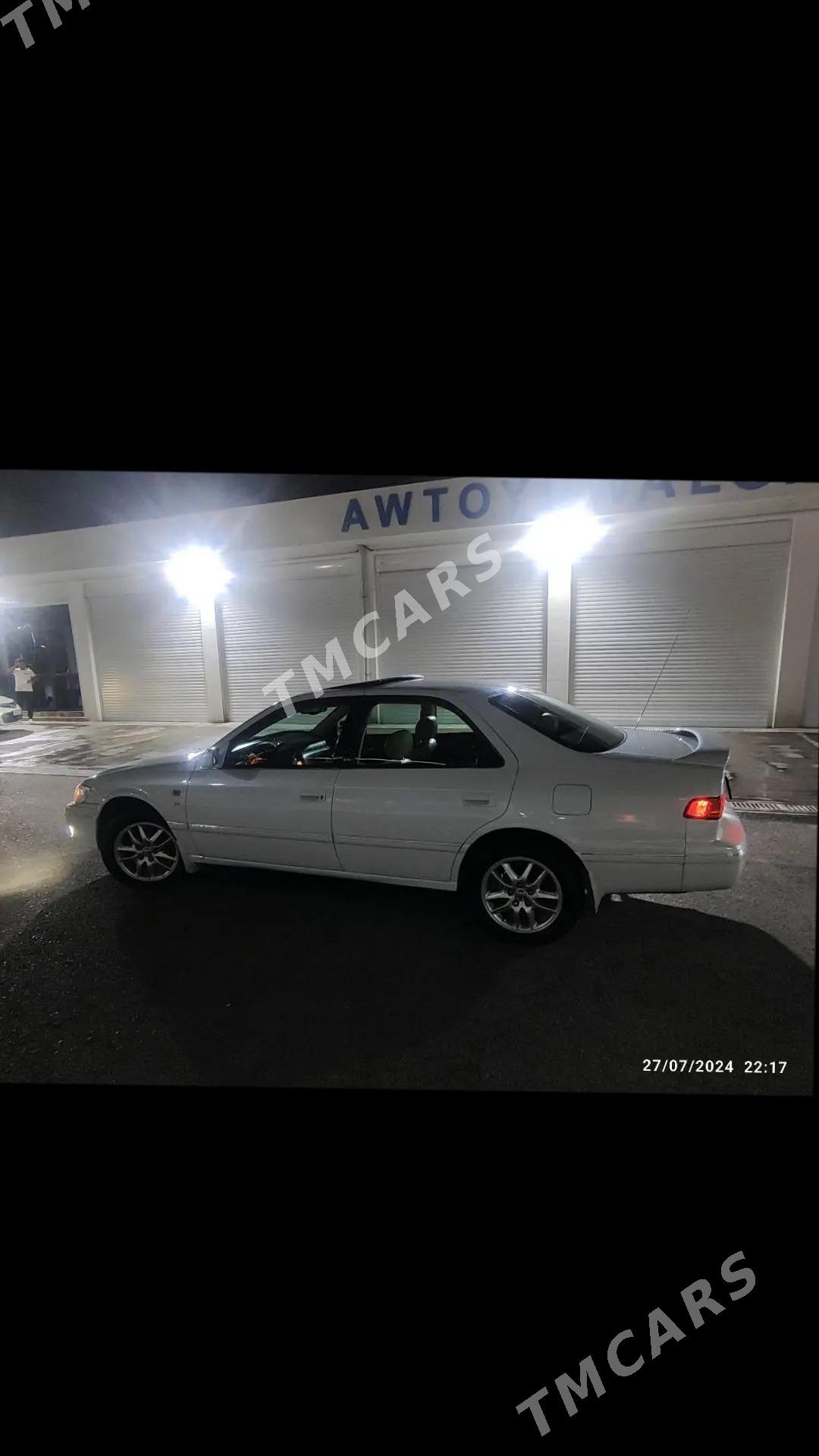 Toyota Camry 2000 - 140 000 TMT - Теджен - img 5