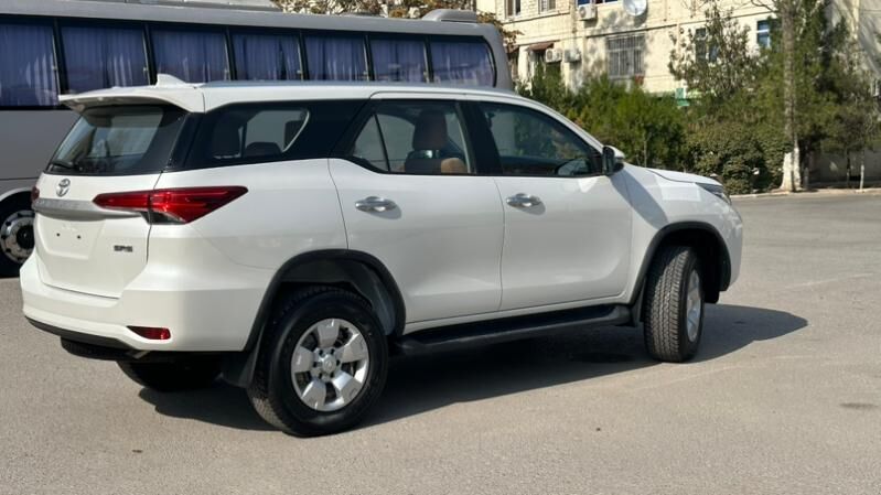 Toyota Fortuner 2024 - 682 000 TMT - Aşgabat - img 4