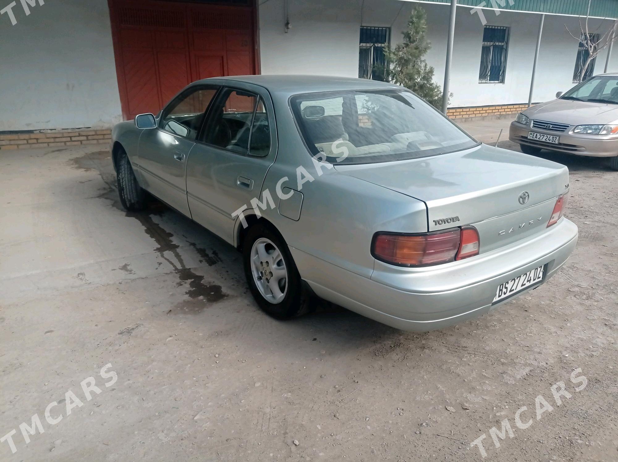 Toyota Camry 1994 - 78 000 TMT - Кёнеургенч - img 4