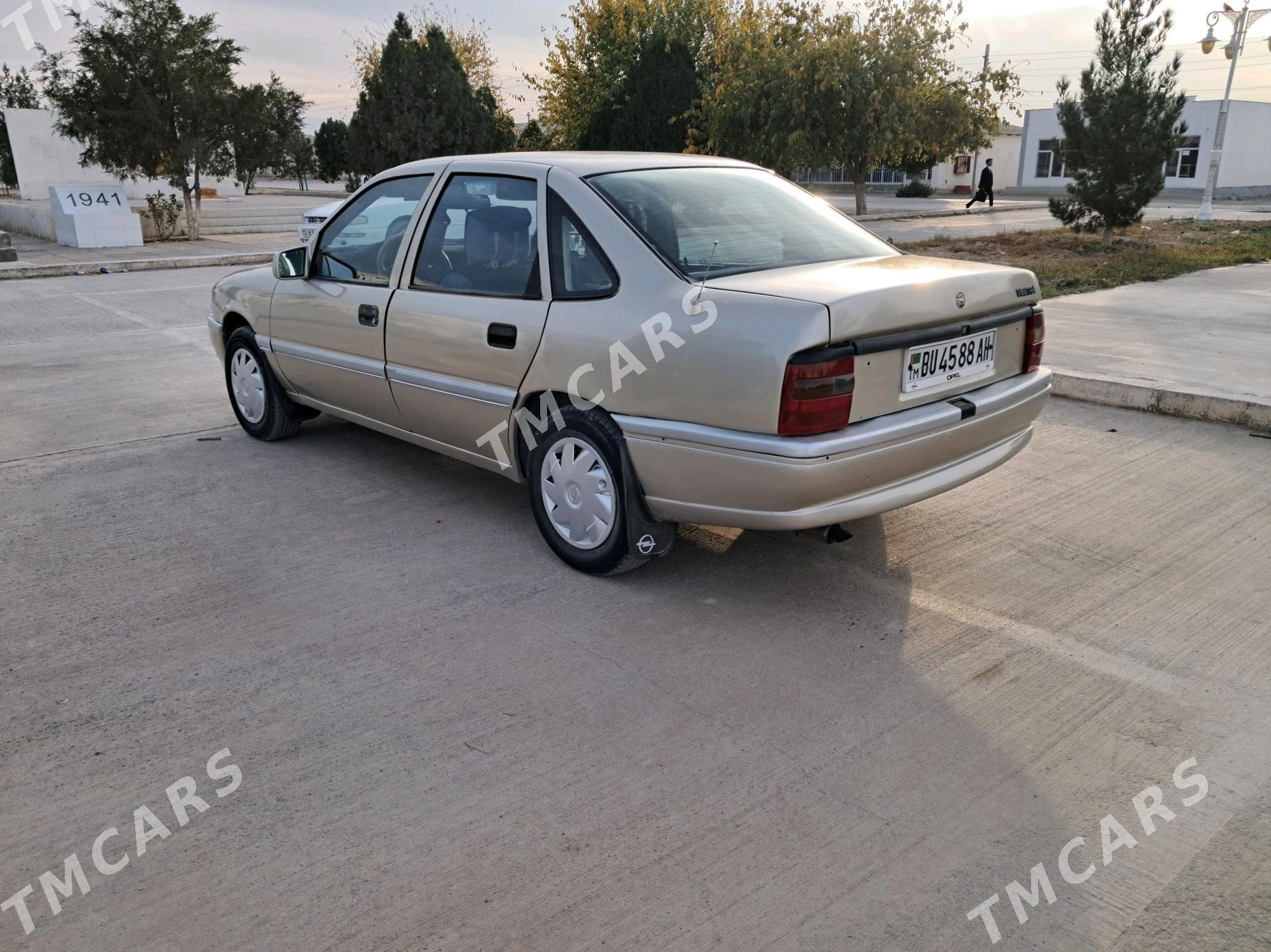 Opel Vectra 1993 - 33 000 TMT - Kaka - img 4