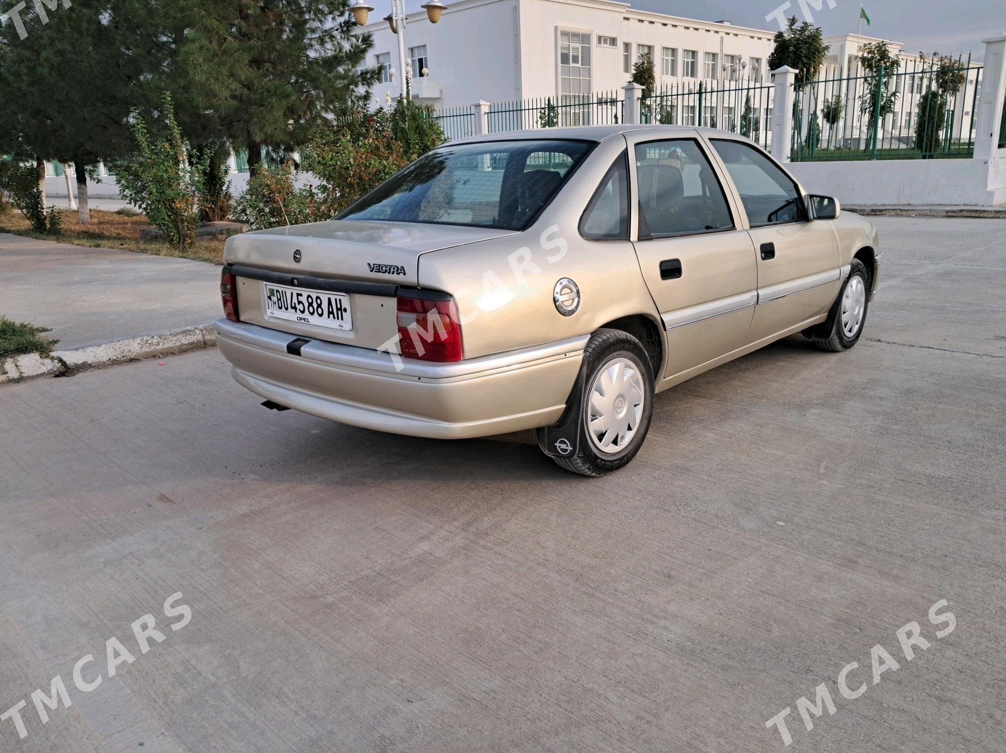 Opel Vectra 1993 - 33 000 TMT - Kaka - img 3