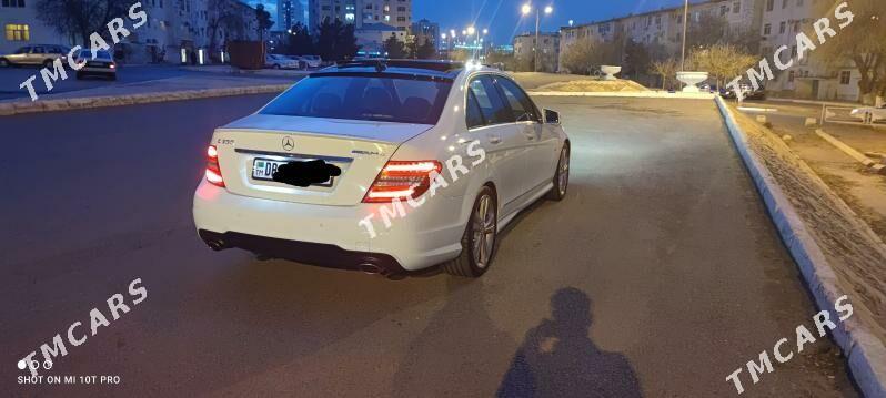 Mercedes-Benz C300 2012 - 229 000 TMT - Ашхабад - img 8