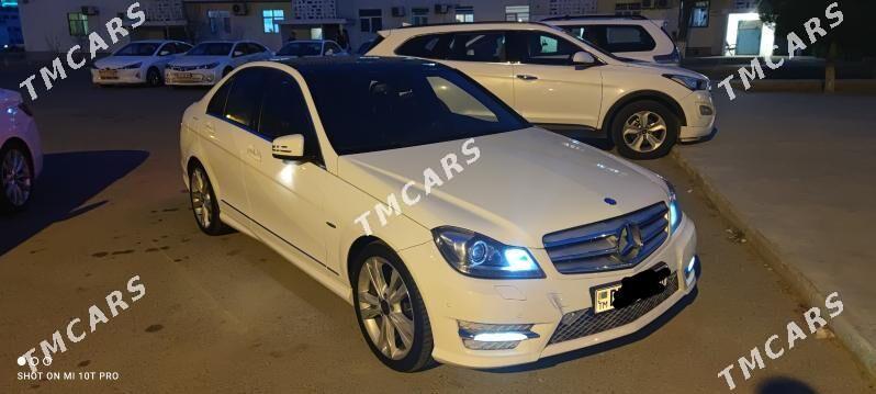 Mercedes-Benz C300 2012 - 229 000 TMT - Ашхабад - img 6