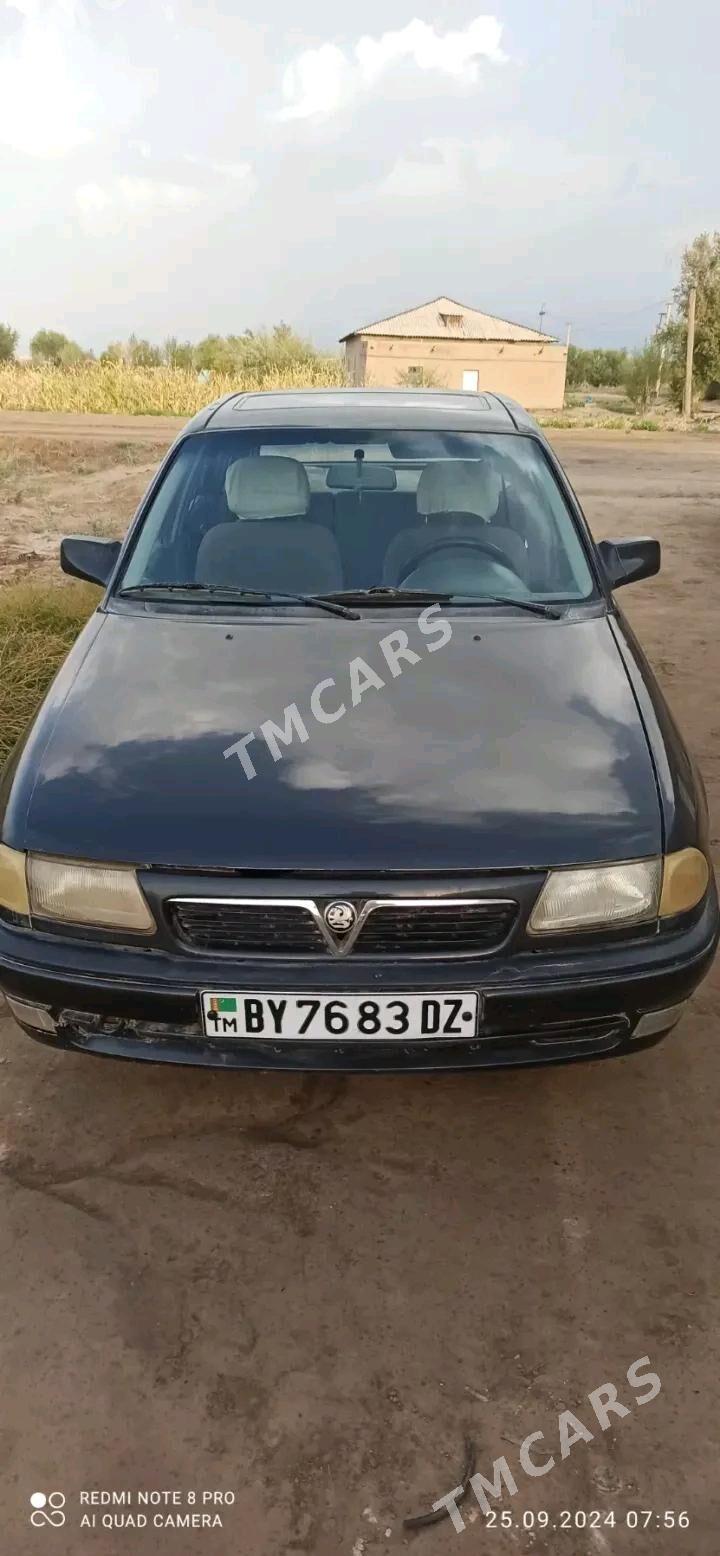 Opel Astra 1993 - 28 000 TMT - Türkmenbaşy etr. - img 3