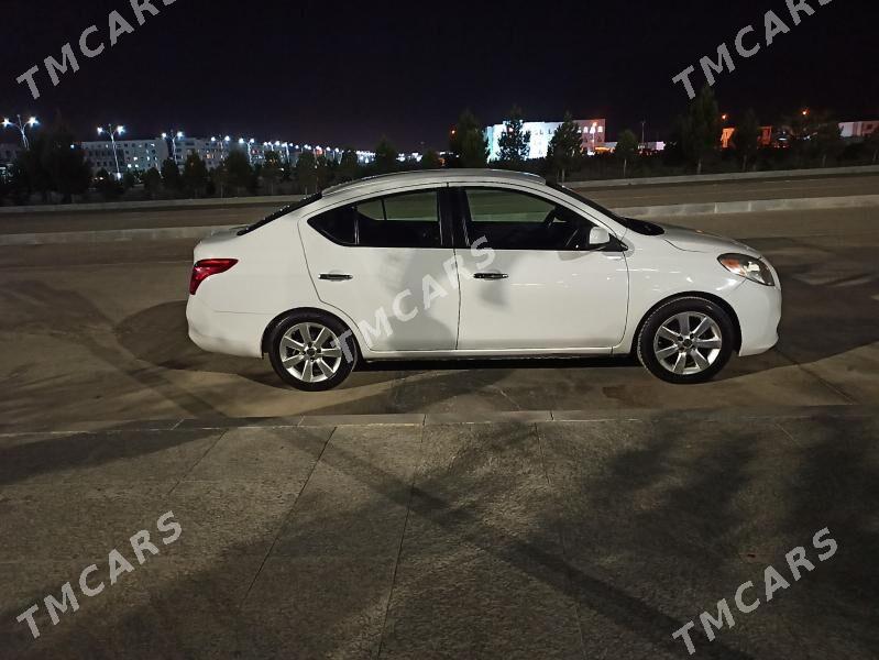 Nissan Versa 2011 - 74 000 TMT - Балканабат - img 2