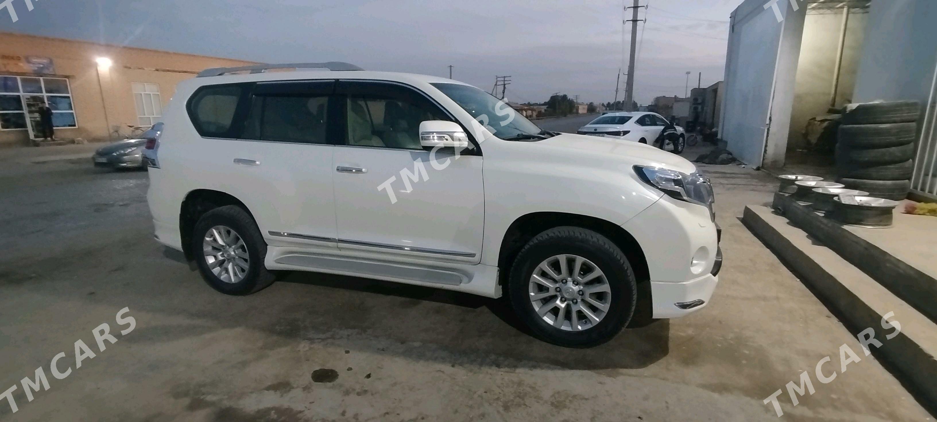 Toyota Land Cruiser Prado 2016 - 650 000 TMT - Саят - img 2