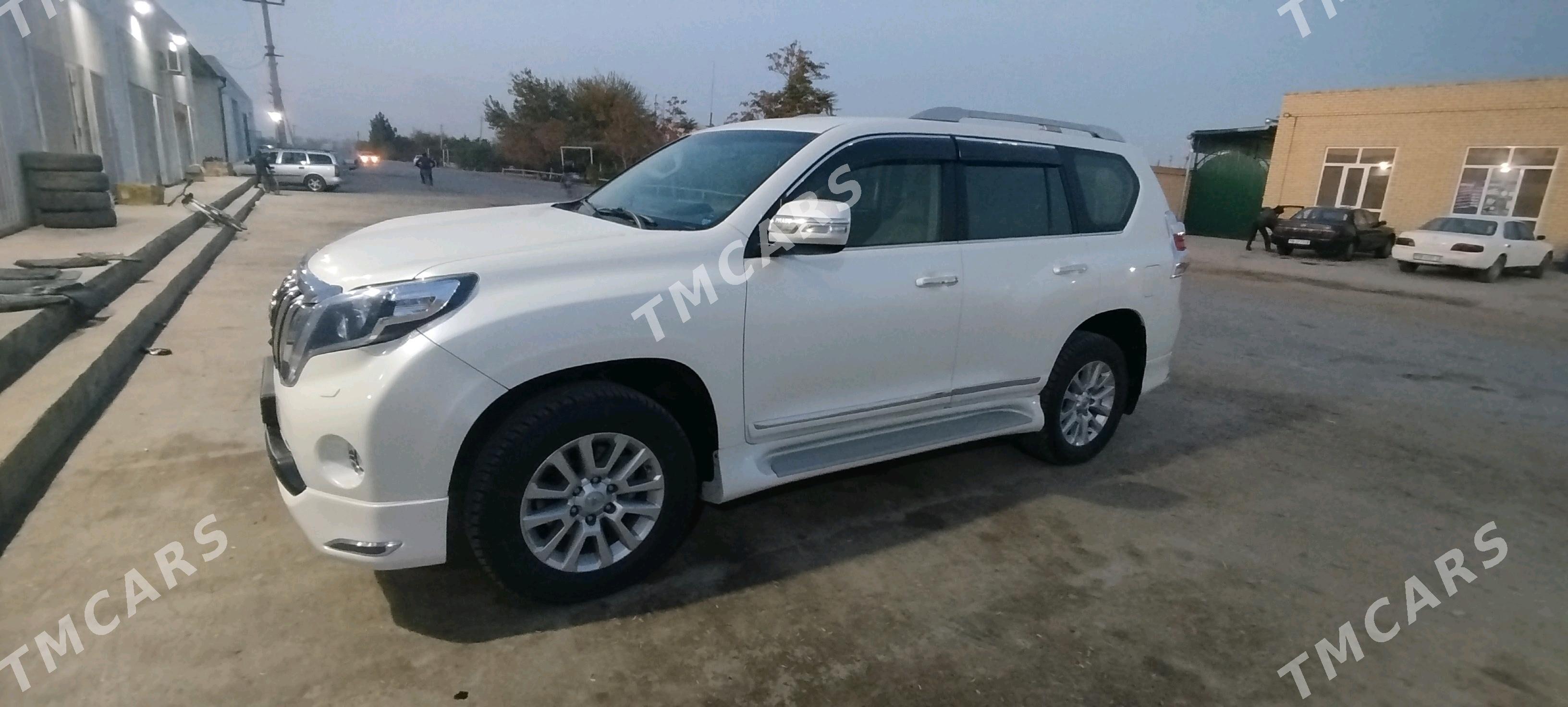 Toyota Land Cruiser Prado 2016 - 650 000 TMT - Саят - img 3