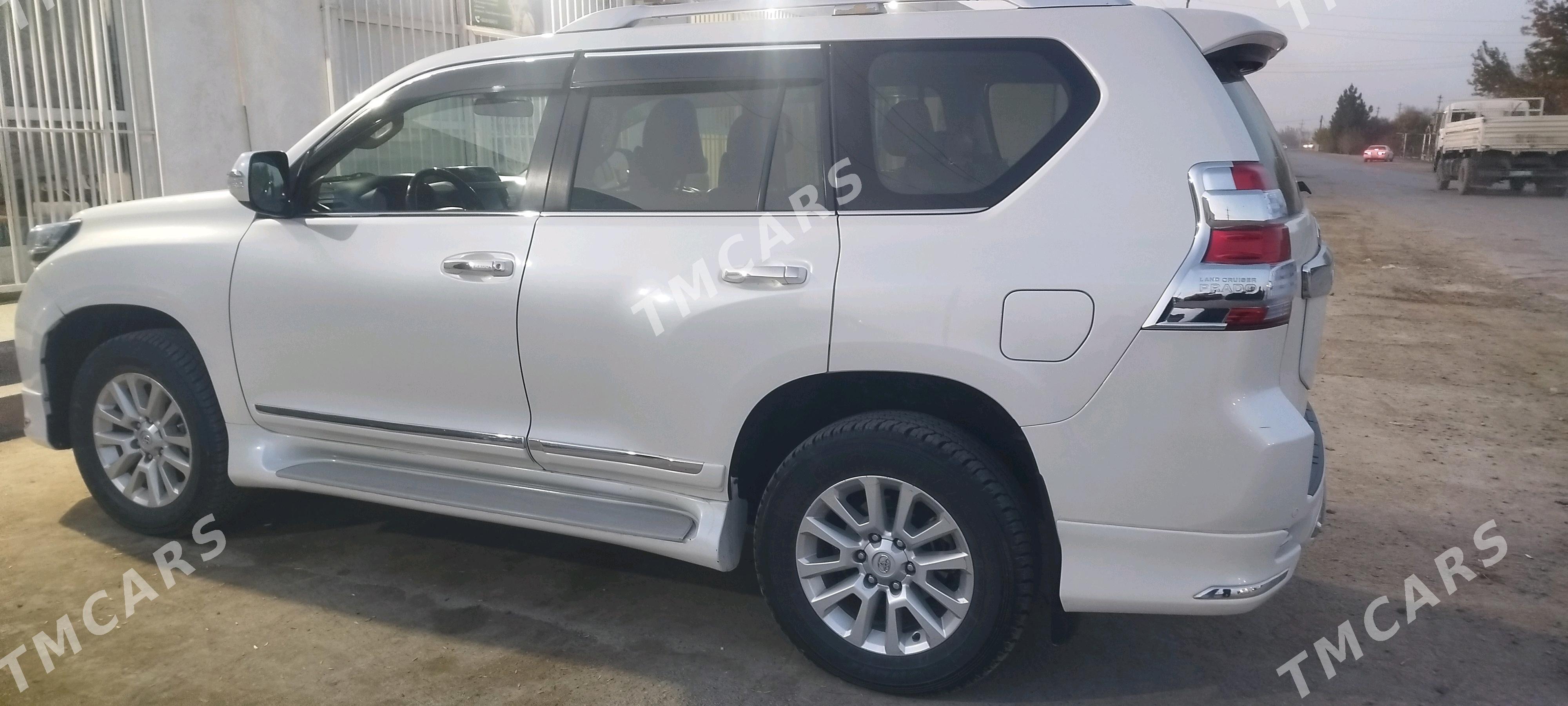 Toyota Land Cruiser Prado 2016 - 650 000 TMT - Саят - img 4