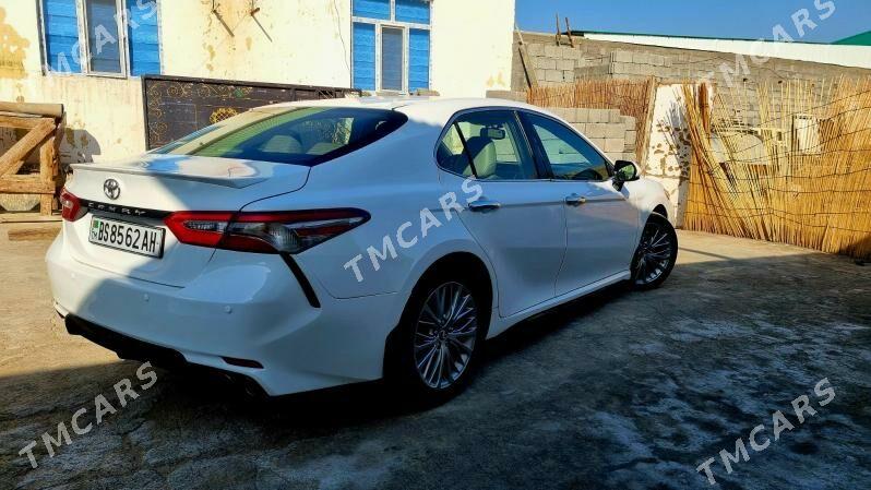 Toyota Camry 2018 - 250 000 TMT - Aşgabat - img 3