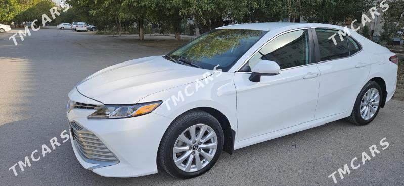 Toyota Camry 2020 - 325 000 TMT - 8 мкр - img 2